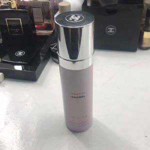 Chance Chanel sheer moisture mist
